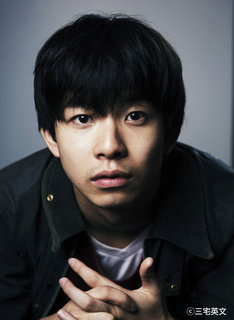 今井勝俊役の太賀。(c)三宅英文
