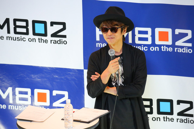 GLAY スタッフパス GLAYのJIRO、「BUGGY CRASH NIGHT」公開収録でファンと交流 | JOYSOUND