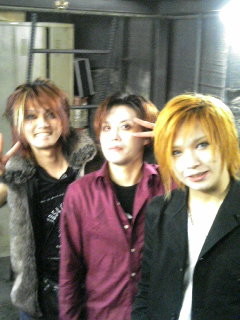 ゴールデンボンバー結成当時の写真。