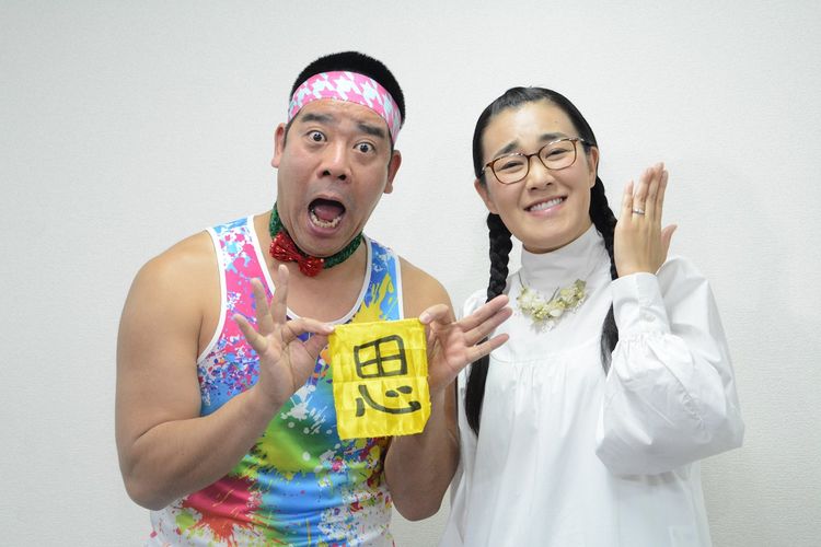 「憧れのやつー！」たんぽぽ白鳥＆チェリー吉武が恐縮しきりの結婚会見 お笑いナタリー