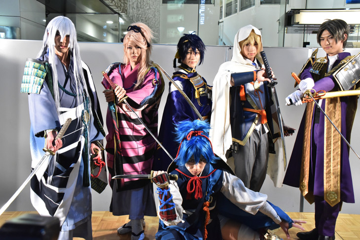 舞台「刀剣乱舞」6振りが渋谷に集結!三日月宗近と山姥切国広の